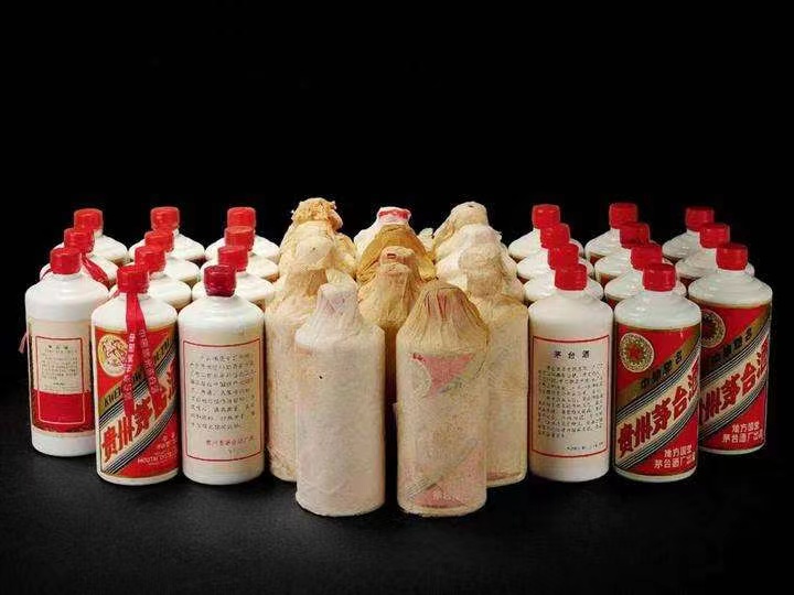 中山老酒回收上门哪里回收(附近上门回收茅台酒）?